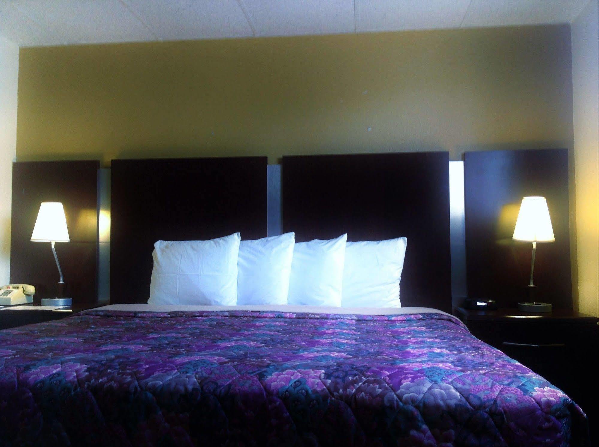 Motel Knights 2*